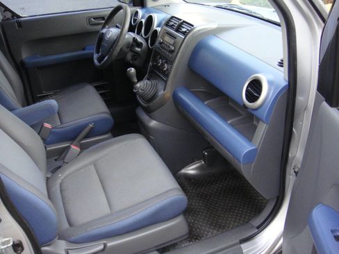 Used 2003 Honda Element EX image 11