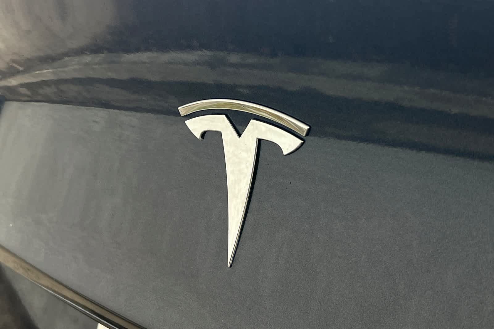 Used 2023 Tesla Model 3 Standard Range RWD image 16