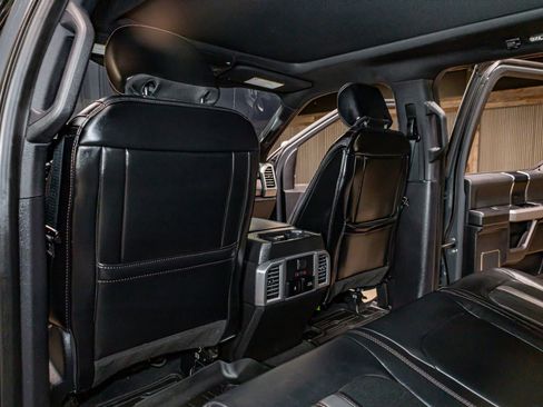 Used 2021 Ford F250 Platinum w/ FX4 Off-Road Package image 21