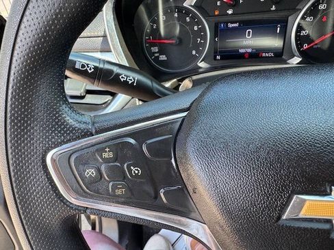 Used 2019 Chevrolet Equinox LT image 46