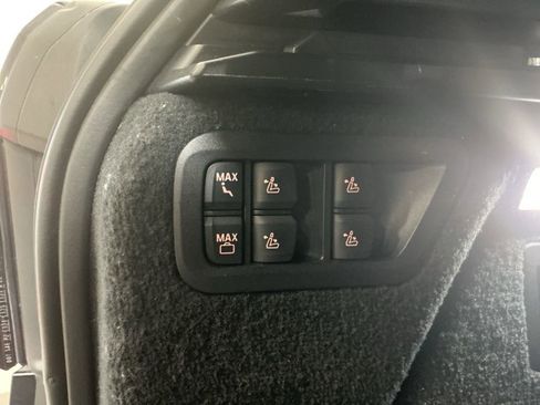 Certified 2023 BMW X7 xDrive40i w/ Premium Package image 33