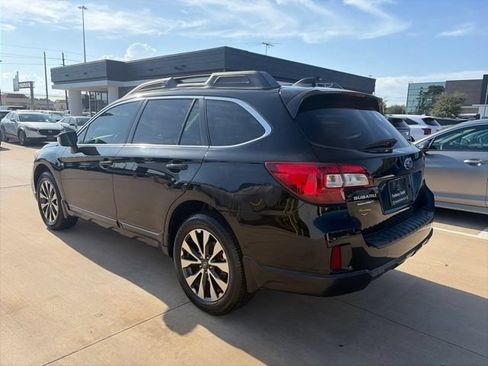 Used 2016 Subaru Outback 2.5i Limited AWD/4WD image 3