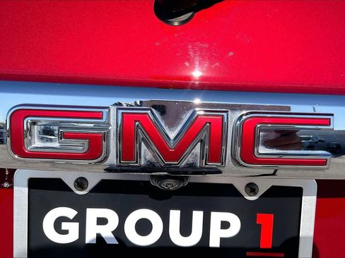 Used 2020 GMC Acadia SLT w/ Trailering Package image 28