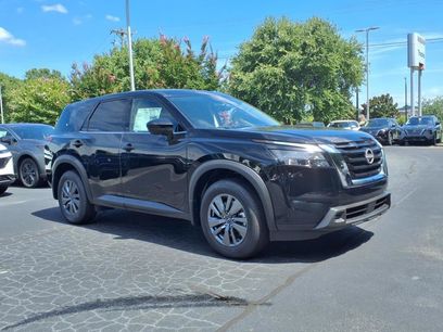 New 2025 Nissan Pathfinder S