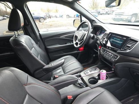 Used 2022 Honda Pilot TrailSport image 9