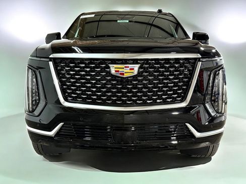 New 2026 Cadillac Escalade Luxury w/ Touring Package image 5