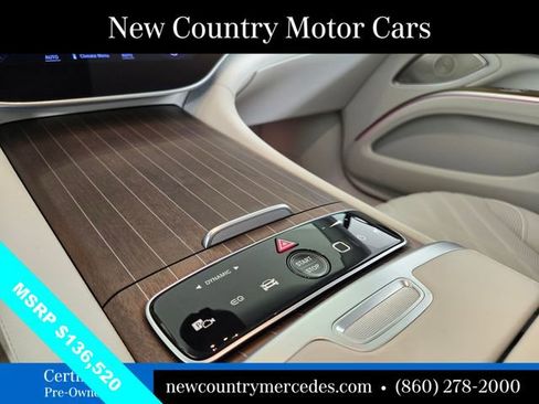 Certified 2022 Mercedes-Benz EQS 580 4MATIC Sedan image 27