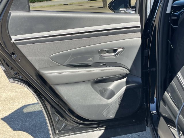 Used 2022 Hyundai Tucson SEL w/ Cargo Package AWD/4WD image 18