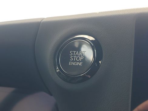 Used 2025 Lexus GX 550 w/ Accessory Package (CT) AWD/4WD image 34