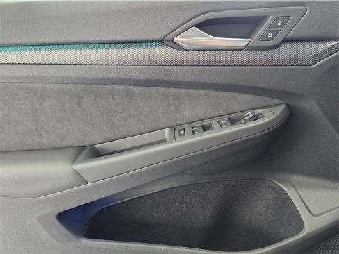 New 2025 Volkswagen GTI SE image 17