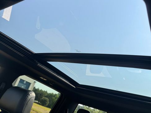 New 2025 Ford F350 Platinum image 43