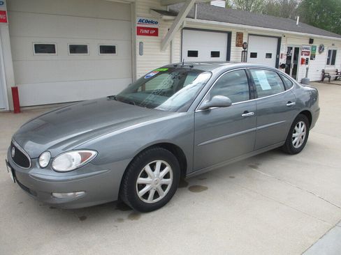 Used 2005 Buick LaCrosse CXL FWD image 11