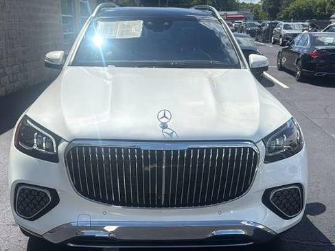 Certified 2024 Mercedes-Benz Maybach GLS 600 4MATIC image 12