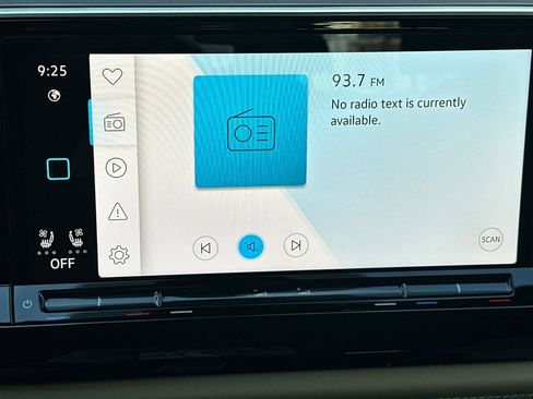New 2026 Volkswagen Atlas Cross Sport SE AWD/4WD image 16