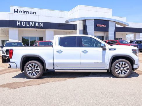New 2026 GMC Sierra 1500 Denali AWD/4WD image 2