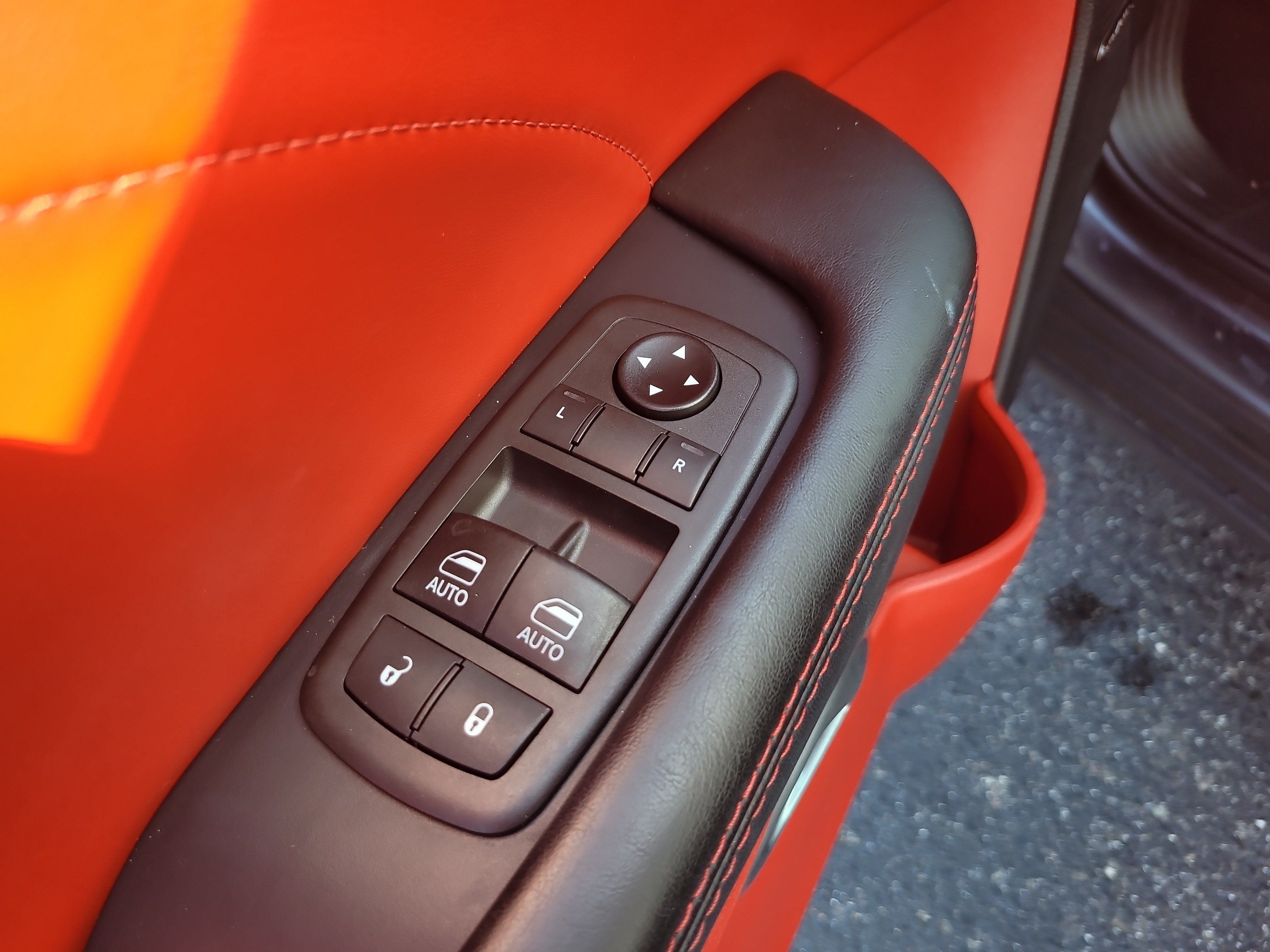 Used 2021 Dodge Challenger R/T Scat Pack RWD image 11