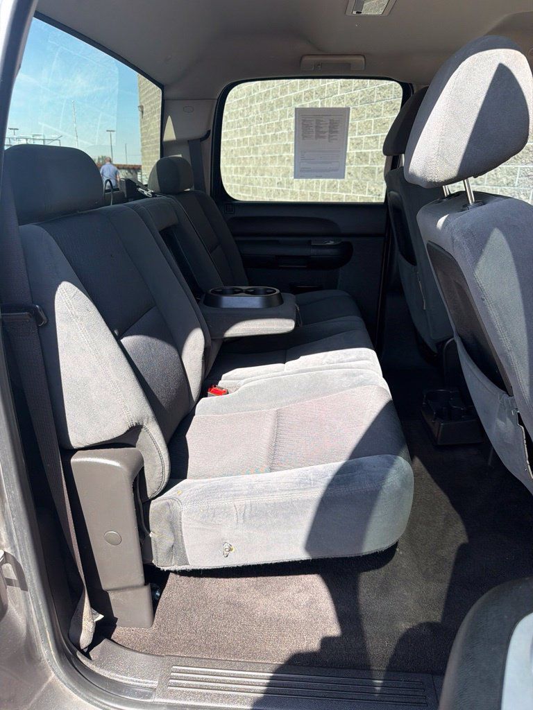 Used 2009 Chevrolet Silverado 1500 LT w/ Power Pack Plus AWD/4WD image 34
