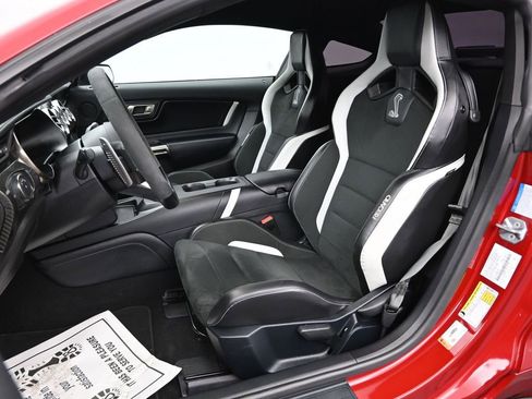 Used 2021 Ford Mustang Shelby GT500 w/ Carbon Fiber Track Pack image 9