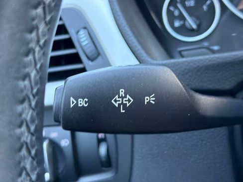 Used 2015 BMW 320i Sedan image 31