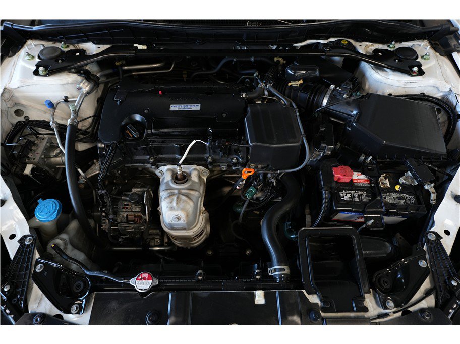 Used 2016 Honda Accord Sport image 10