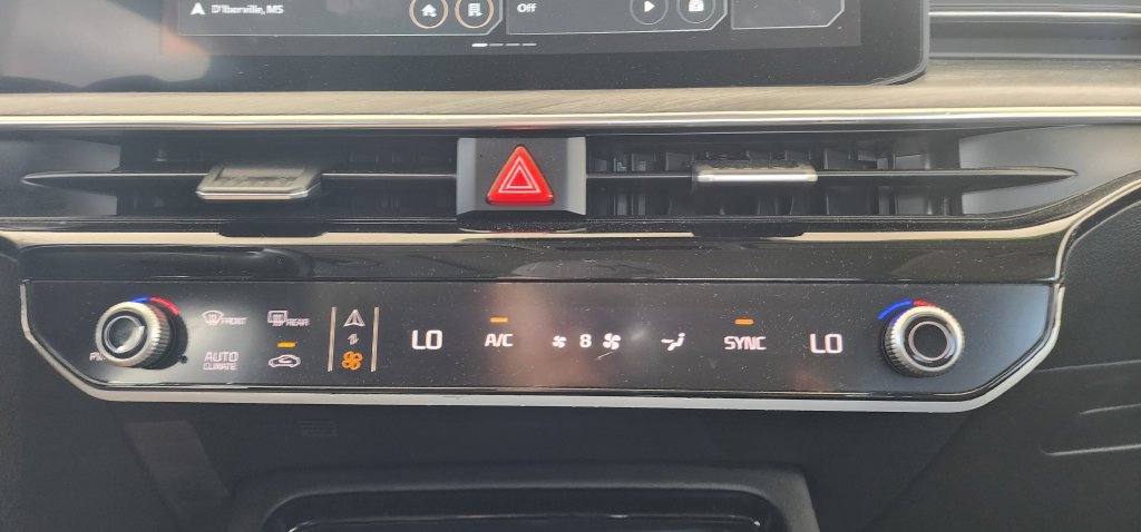 Used 2025 Kia K5 EX FWD image 33