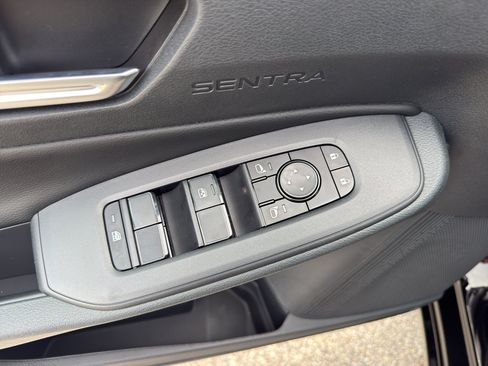 New 2026 Nissan Sentra SV FWD image 11