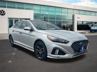 Used 2019 Hyundai Sonata Limited w/ Cargo Package FWD video 3