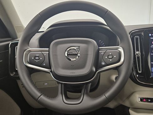 New 2026 Volvo XC40 B5 Ultra w/ Climate Package image 42