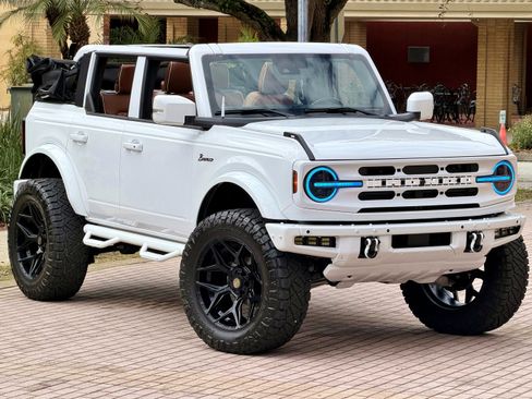 Used 2024 Ford Bronco Outer Banks image 4