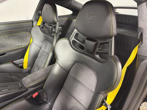 Certified 2019 Porsche 911 GT3 RWD image 26