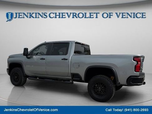 New 2026 Chevrolet Silverado 2500 ZR2 image 8