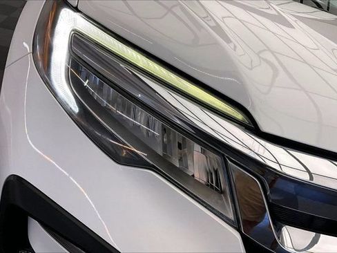 Used 2021 Honda Pilot Touring image 28