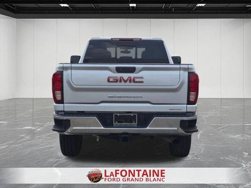 Used 2022 GMC Sierra 2500 SLE w/ Gooseneck/5TH Wheel Package AWD/4WD image 4