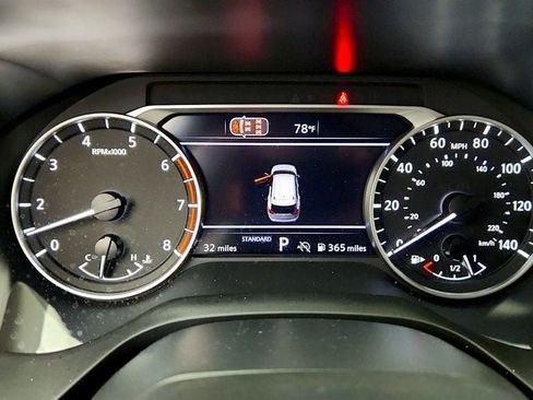 Used 2026 Nissan Rogue SV FWD image 14