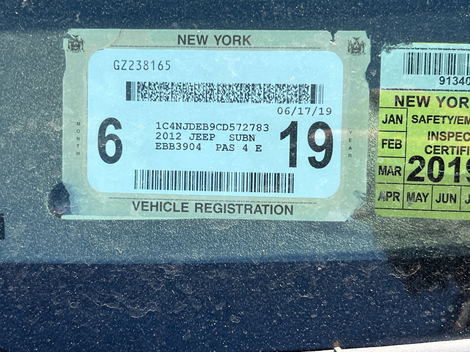 Used 2012 Jeep Compass Latitude AWD/4WD image 3