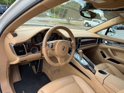 Used 2012 Porsche Panamera 4 image 16
