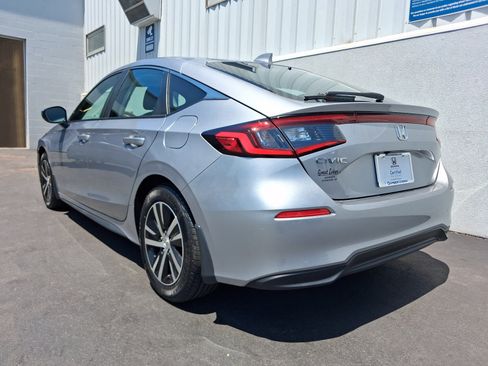 Used 2023 Honda Civic LX image 3