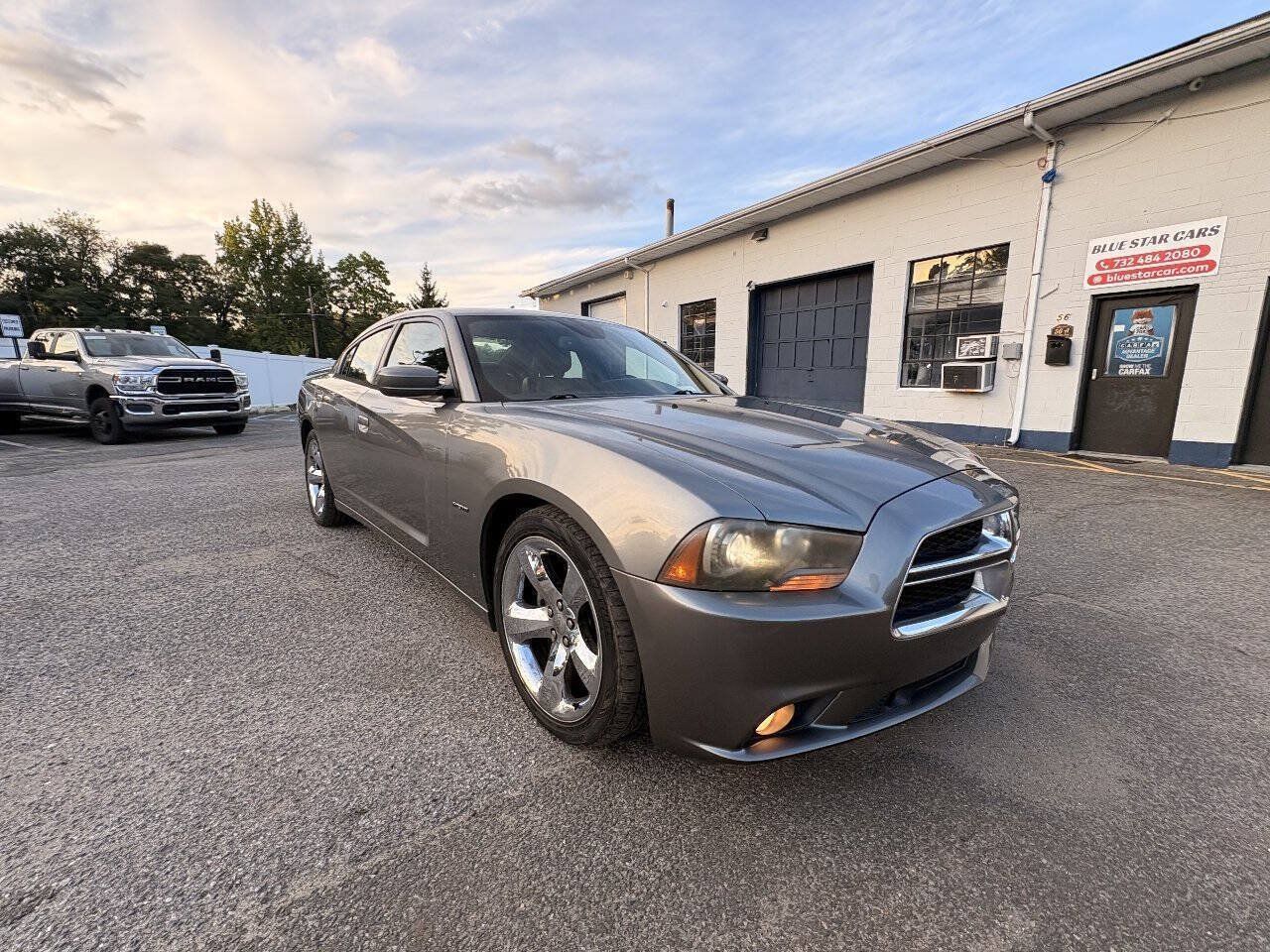 Used 2012 Dodge Charger R/T RWD image 4