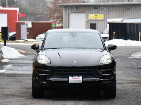 Used 2015 Porsche Macan Turbo image 2