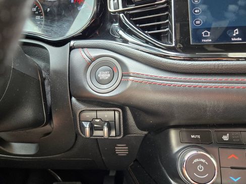 Used 2023 Dodge Durango R/T AWD/4WD image 26
