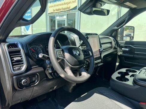 Used 2026 RAM 2500 Big Horn AWD/4WD image 16