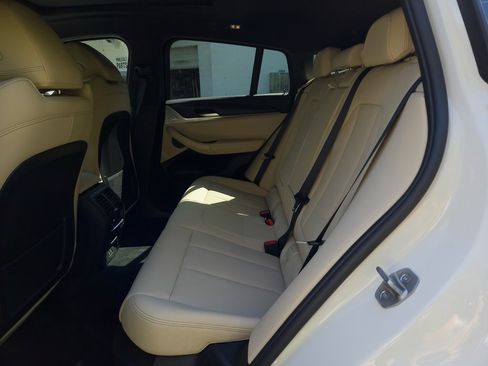 New 2025 BMW X4 xDrive30i w/ Premium Package image 17