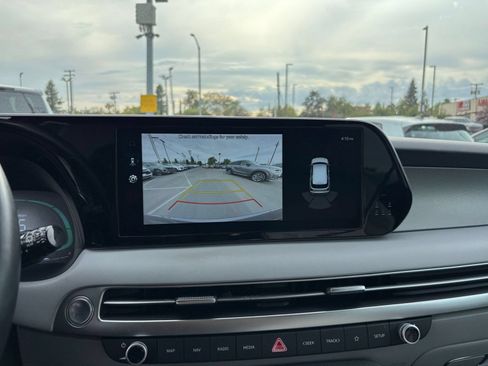 Used 2025 Hyundai Palisade SEL FWD image 22