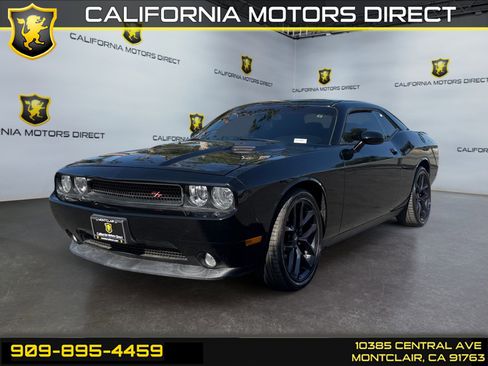 Used 2014 Dodge Challenger R/T image 1