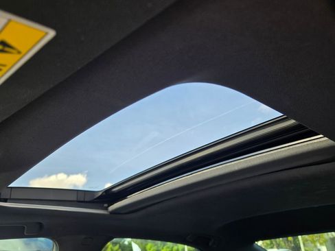 Certified 2025 Honda Civic Sport Touring image 17