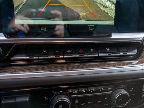 Used 2022 Chevrolet Silverado 1500 RST image 24