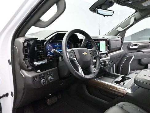 Used 2025 Chevrolet Silverado 2500 LT w/ All Star Edition image 13
