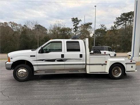Used 2001 Ford F550 2WD Crew Cab Super Duty image 17
