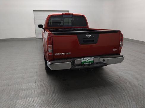 Used 2017 Nissan Frontier SV RWD image 6