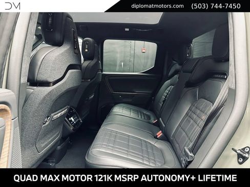 Used 2026 Rivian R1T Premium AWD/4WD image 22
